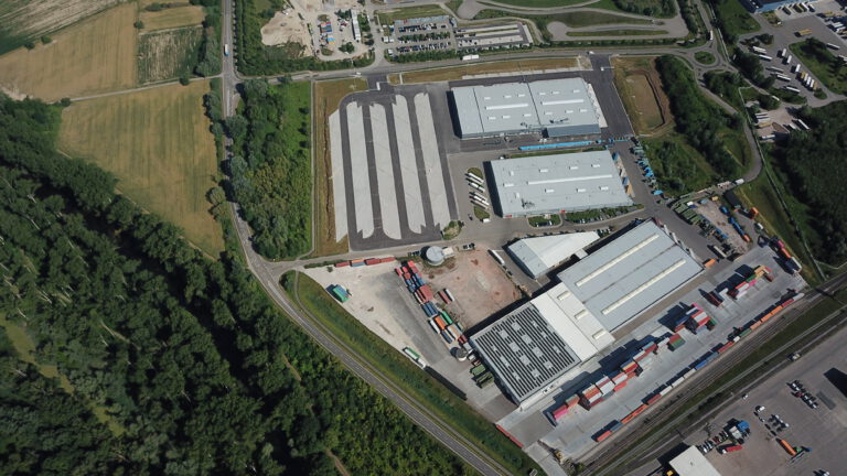 Hallen im Hafen Wörth